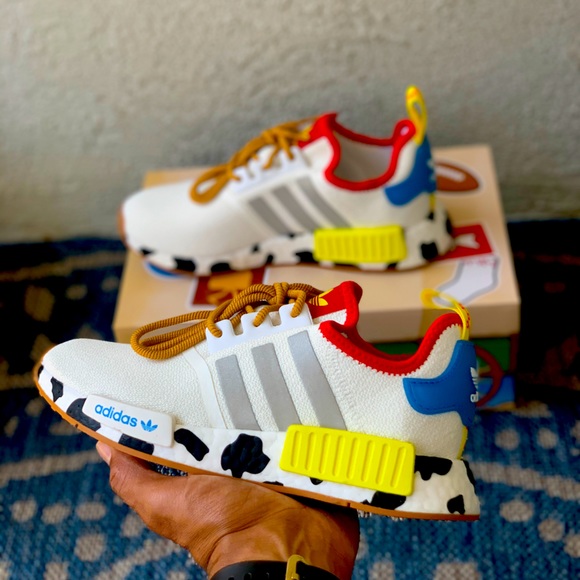 nmd_r1 toy story shoes